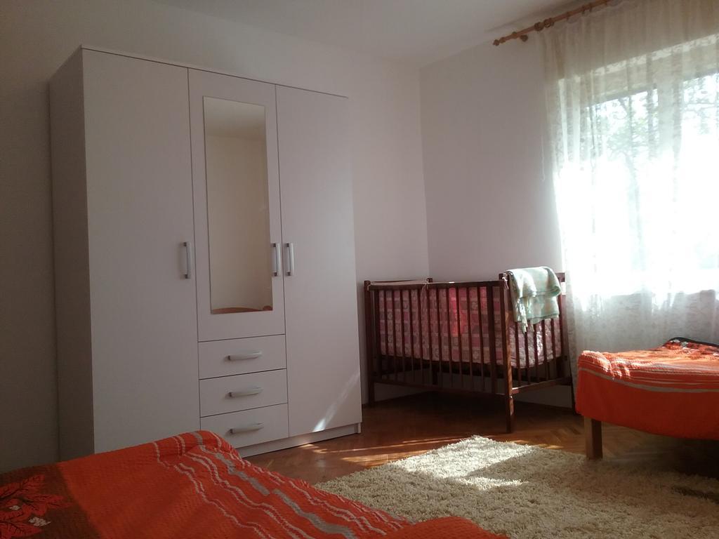 Apartment Mirjana Фажана Екстер'єр фото